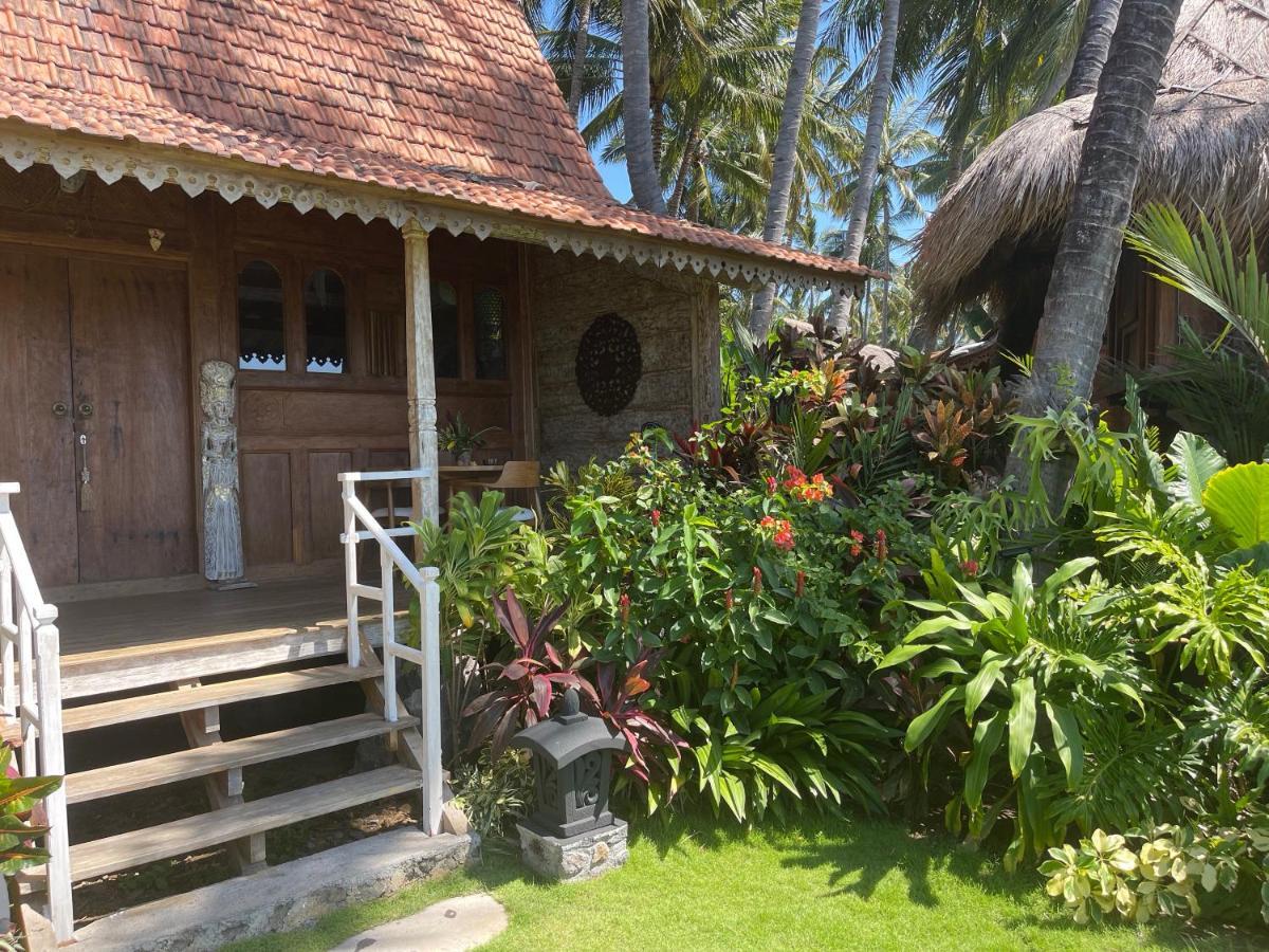 Louka Beach Bali Tianyar Екстер'єр фото