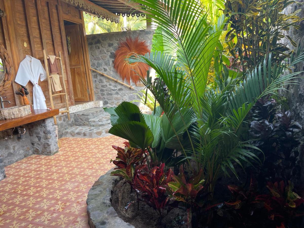 Louka Beach Bali Tianyar Екстер'єр фото